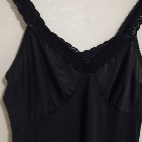 Cabernet 36 Full Black Lace Trimmed Slip - Picture 8 of 11